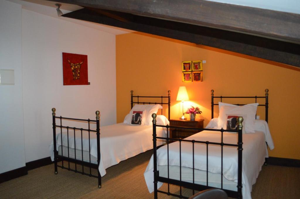 La Ferme Ostalapia Bed & Breakfast Ahetze Rom bilde