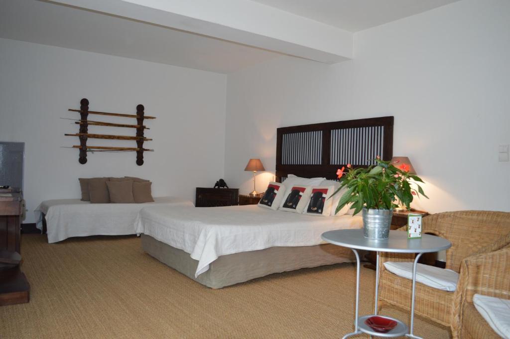 La Ferme Ostalapia Bed & Breakfast Ahetze Rom bilde