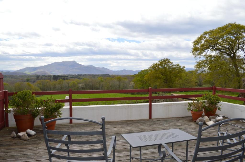 La Ferme Ostalapia Bed & Breakfast Ahetze Rom bilde
